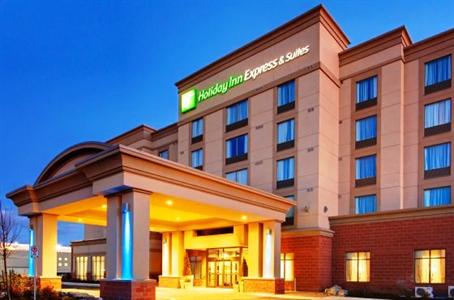 Holiday Inn Express Hotel & Suites Newmarket