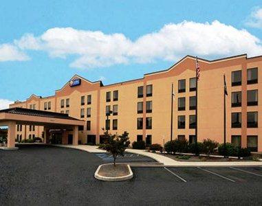 Comfort Inn & Suites - York