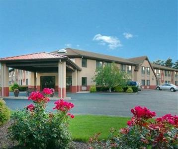 Comfort Inn & Suites West Springfield