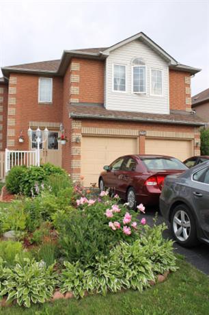 Homestay in Brampton near Peel Heritage Complex