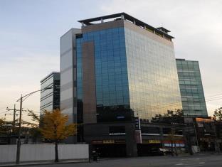 Well City Residence