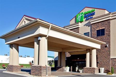 Holiday Inn Express Hotel & Suites Lewisburg