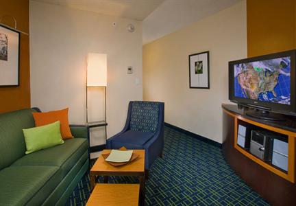 Fairfield Inn & Suites Milwaukee Airport