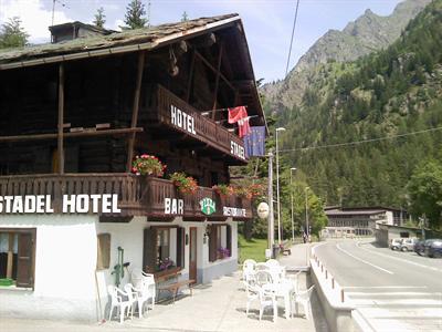 Hotel Stadel