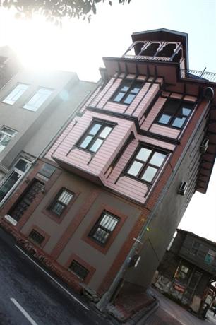 Balat Suites