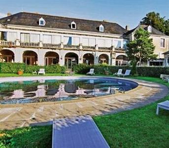 Hostellerie Abbaye De Villeneuve Les Sorinieres