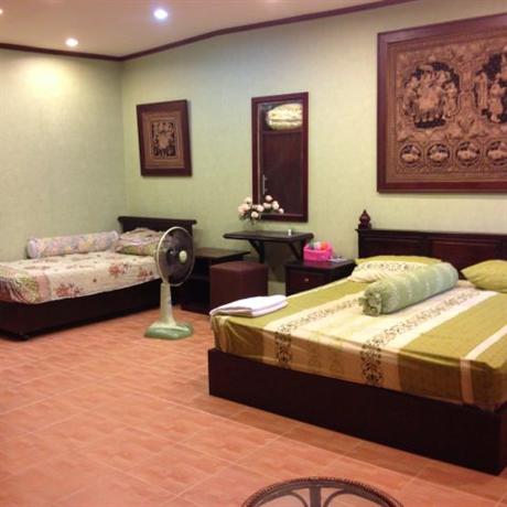 Homestay in Bang Rak near Chao Phraya River