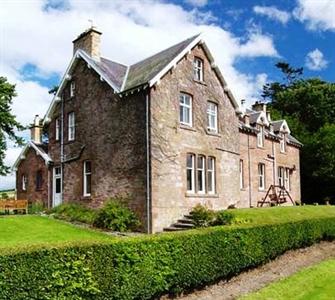Whitehouse Country House