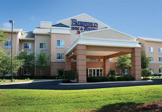 Fairfield Inn and Suites Charleston North/University Area