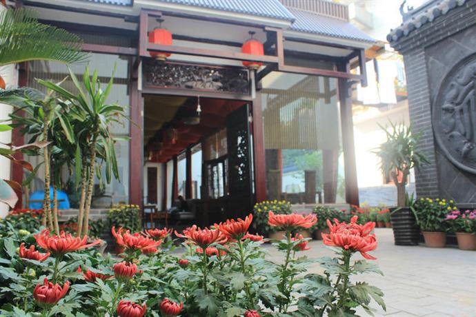 Kaifeng Huaihuang International Youth Hostel