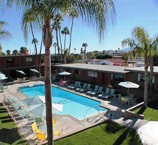 Camp Palm Springs Resort