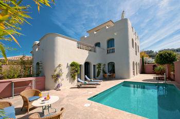 The Villas by Villa Padierna