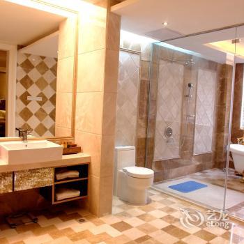 Rongguang Holiday Hotel