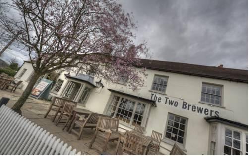 Two Brewers Hotel by Good Night Inns