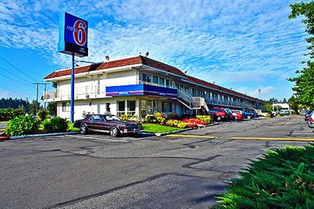 Motel 6 South Everett