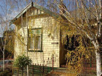 Ambleside on the Lake Bed & Breakfast Daylesford