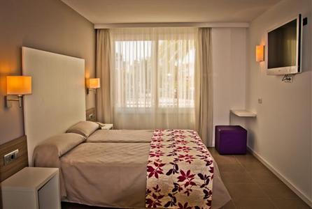 Hotel Maria Dolores Calvia