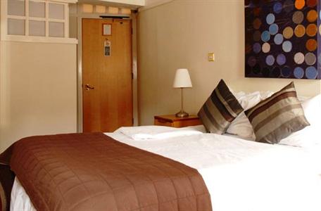 Fanhams Hall Hotel