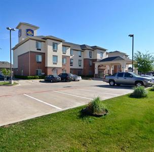 BEST WESTERN Plus Lake Dallas Inn & Suites