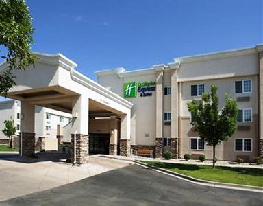 Holiday Inn Express Suites Wheat Ridge