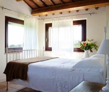 Borgo Rosso Country House B&B