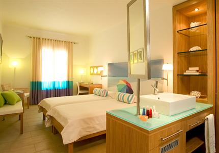 Petasos Beach Hotel & Spa