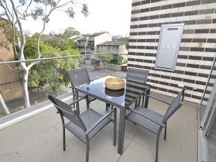 Cremorne Self Contained One-Bedroom Apartment 2WIN