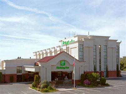 Holiday Inn Visalia Hotel & Conf Center