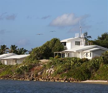 Coco Point Lodge