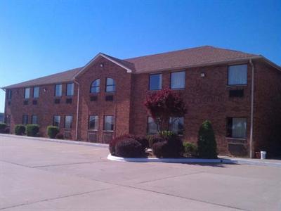 Marion Airport Inn & Suites