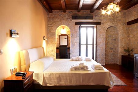 Petra & Fos Boutique Hotel & Spa Oitylo