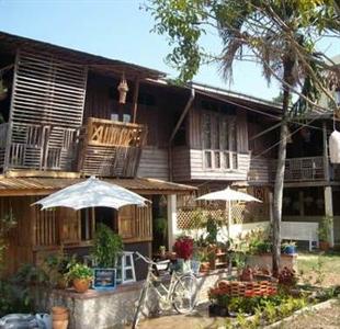 Huen Muan Jai Boutique Guest House