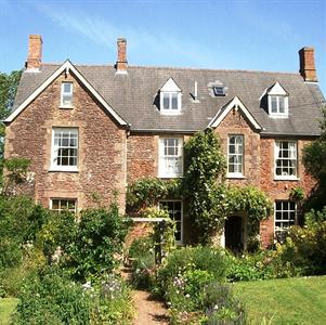 Woodford House