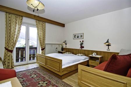 Hotel Almhof San Candido