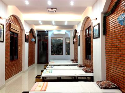 Lu Khach Quan Guest House