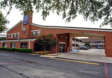 Motel 6 Dallas Plano