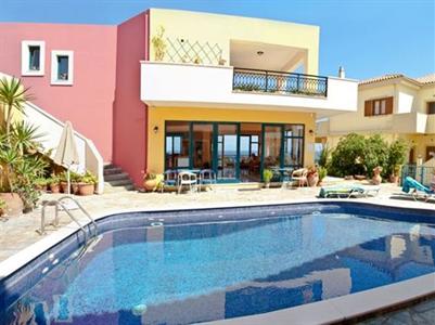 Marelina Villas & Apartments