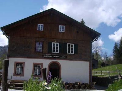 Erzherzog-Johann-Klause Hutte