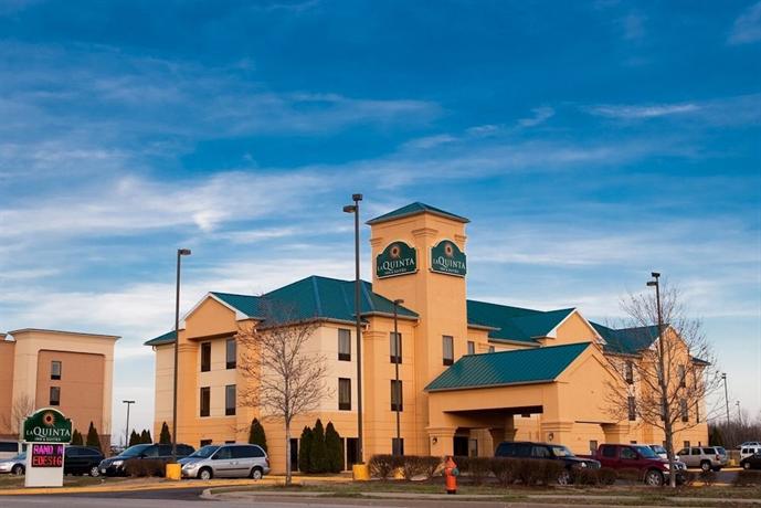 La Quinta Inn & Suites Louisville East