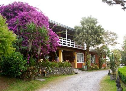 Turrialtico Lodge