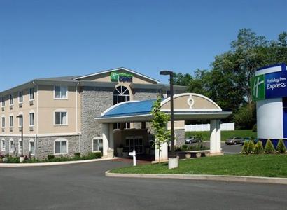 Holiday Inn Express Newington