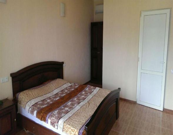 Granat Guest House