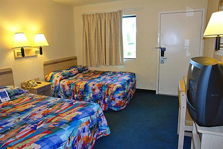 Motel 6 Victoria