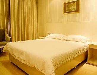 Baisi Holiday Express Hotel Yichang Wanda Plaza