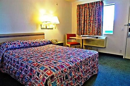 Motel 6 Chicago Northwest Rolling Meadows