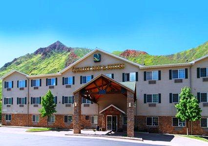 Quality Inn & Suites On The River Glenwood Springs