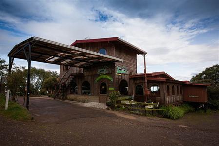 Paraiso Quetzal Lodge