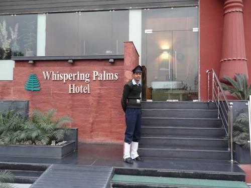 Hotel Whispering Palms