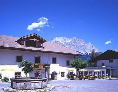 Hotel Gasthof zum Goldenen Lowen