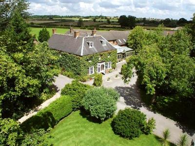Marsh Farm Hotel Swindon